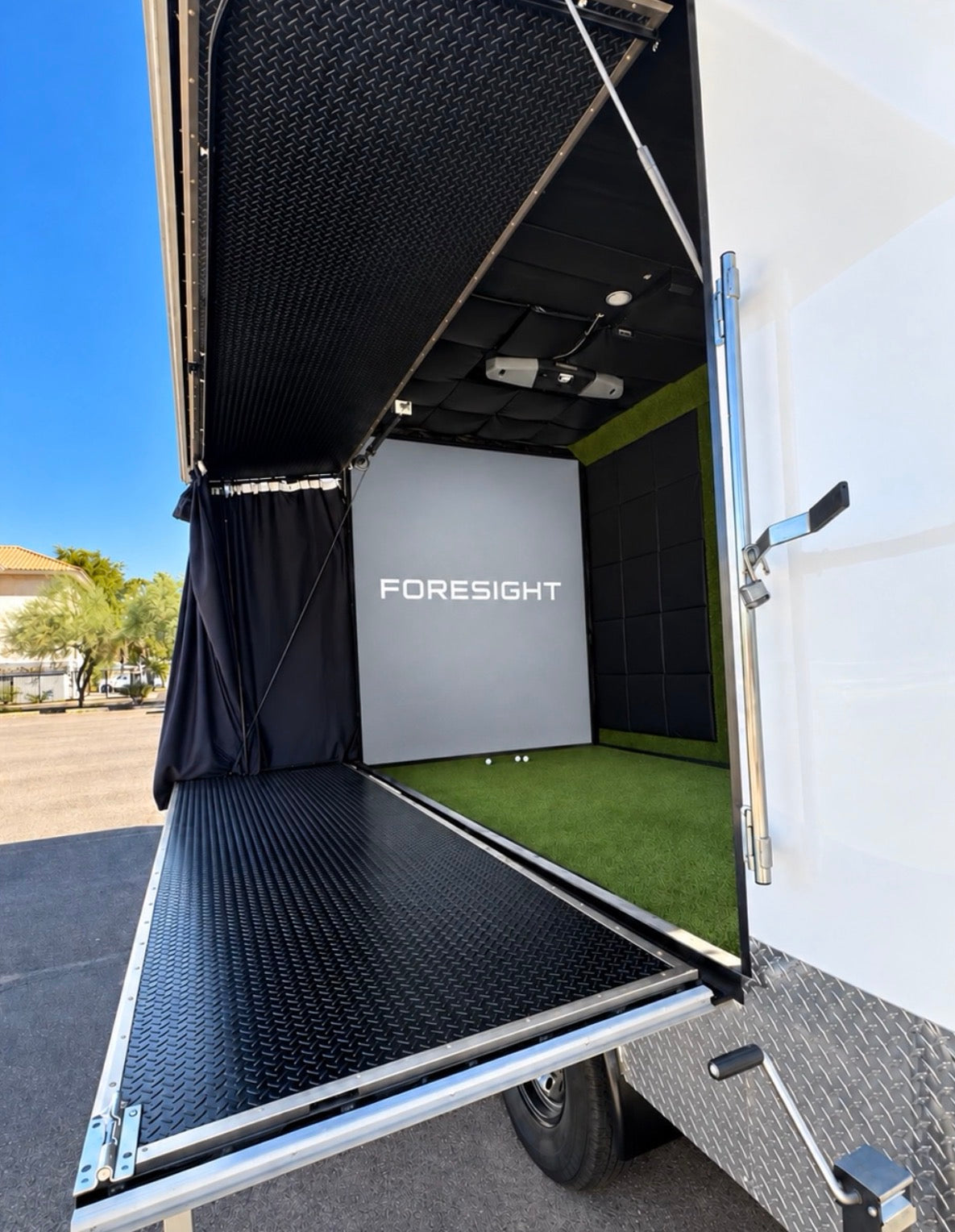 Open-air side stage